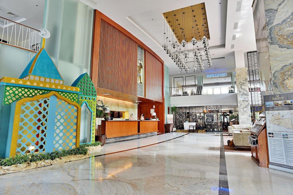 จัมบูลูวุก มาลิโอโบโร โฮเต็ล ยกยาการ์ต้า Hotel ยอกยาการ์ตา ภายนอก รูปภาพ Lobby