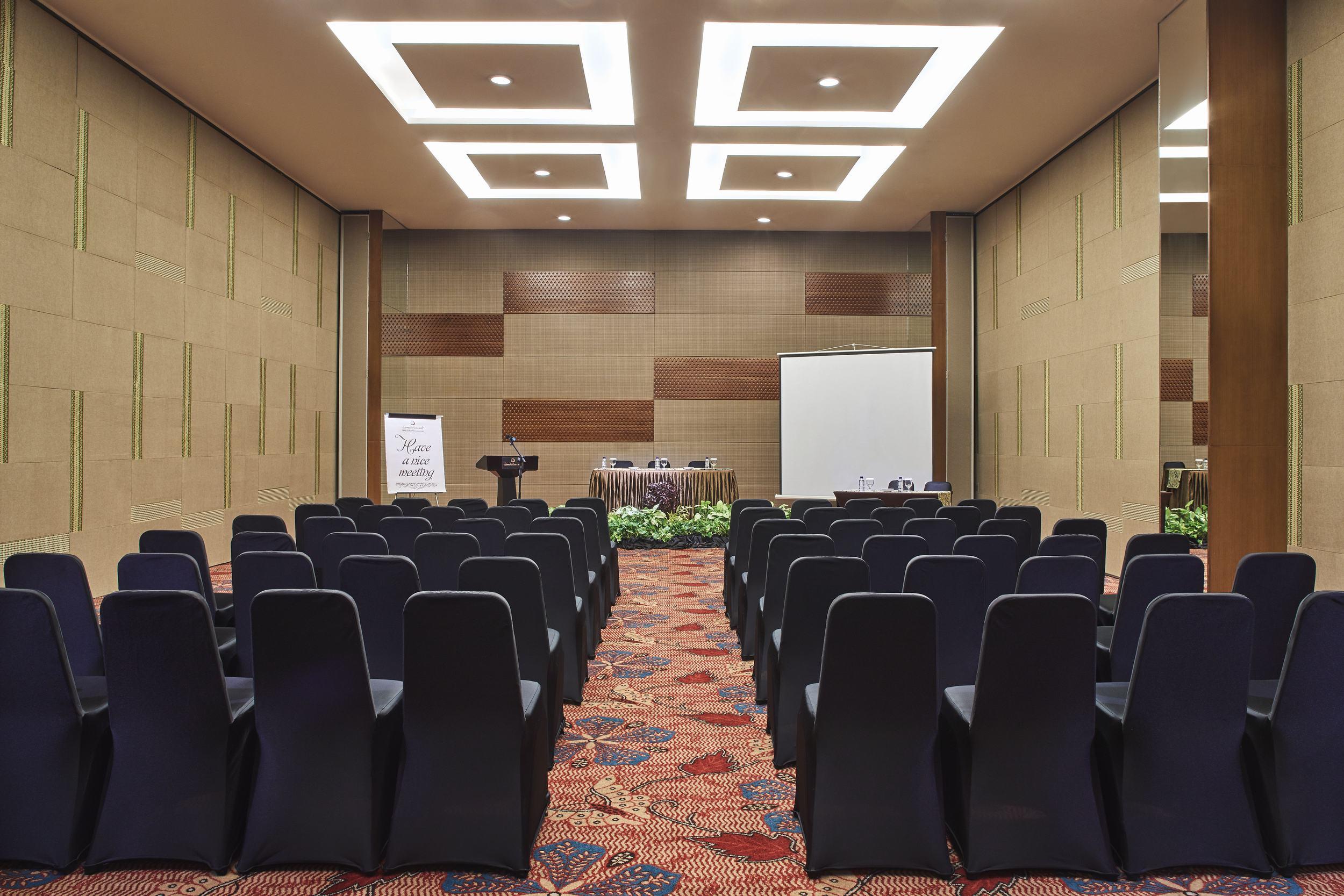 จัมบูลูวุก มาลิโอโบโร โฮเต็ล ยกยาการ์ต้า Hotel ยอกยาการ์ตา ภายนอก รูปภาพ Meeting room